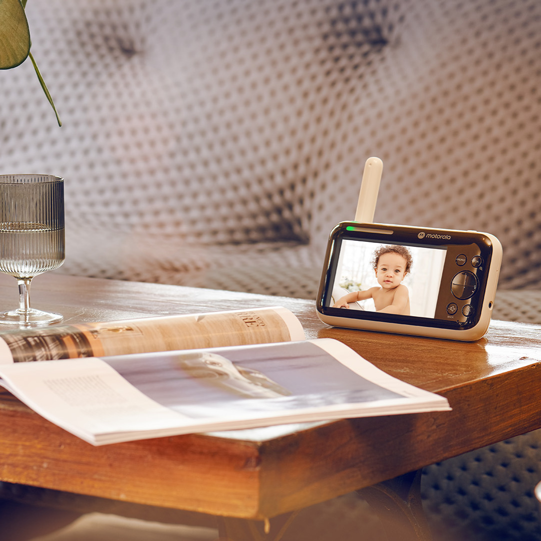 Pip1510 Видео Бебефон С Камера Motorola