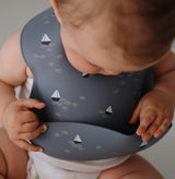 Силиконов Лигавник С Джоб Powder Blue Mushie