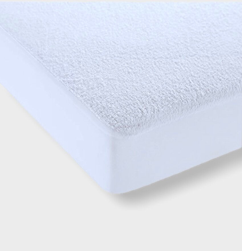 Protecție saltea bebeluși impermeabilă Rainy 60X120 tip elastic