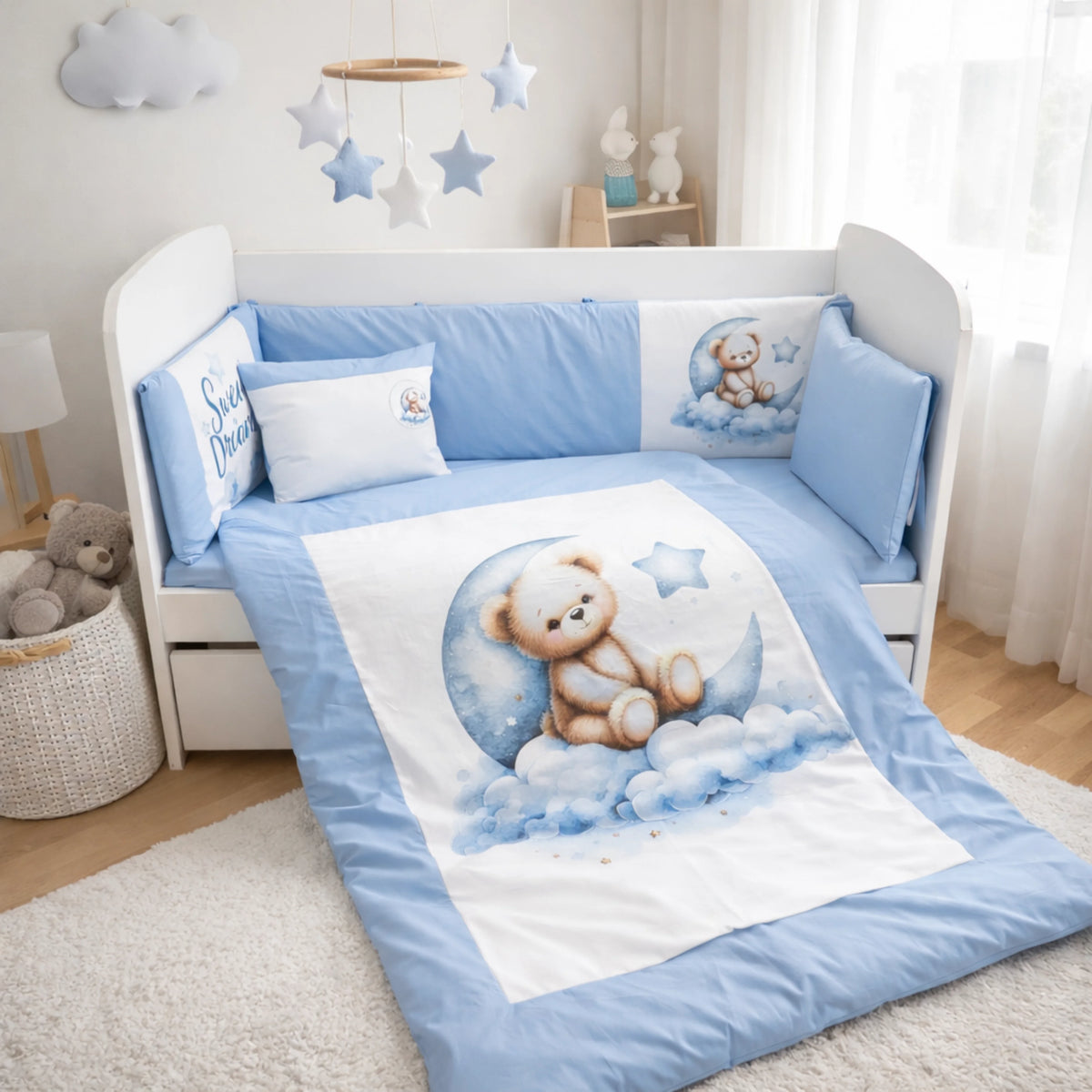Обиколник За Бебешка Кошара 60х120 См. Лунно Мече Син Rainy