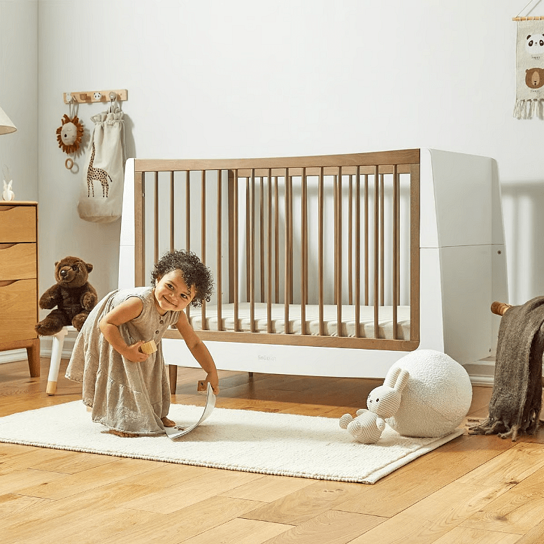Snuzkot Skandi Walnut Snüz Bababútor átalakítható kiságy