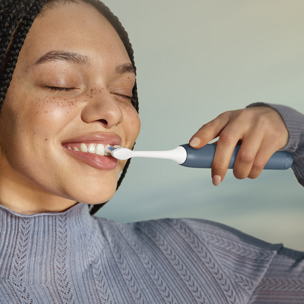 Електрическа Четка За Зъби 4100 Hx4043 48 Морско Син, С Кутия Philips Sonicare