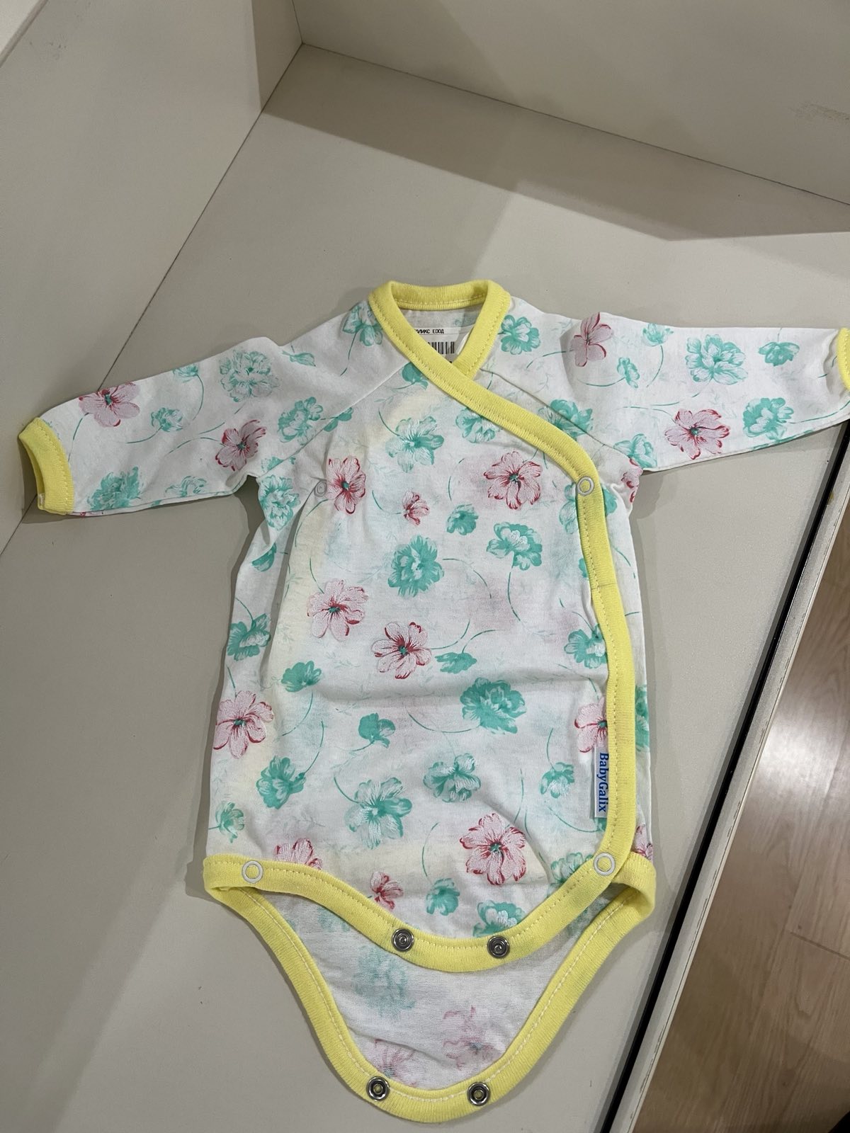 Бебешко Боди С Дълъг Ръкав И Премятане Бяло+жълто+цветя Galix