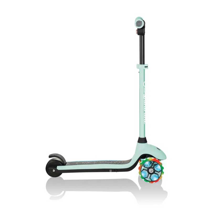 Електрическа Тротинетка Със Светещи Колела Globber E-Motion 4 Plus За Деца Над 6 Години - Ментово Зелена --- BebeMama